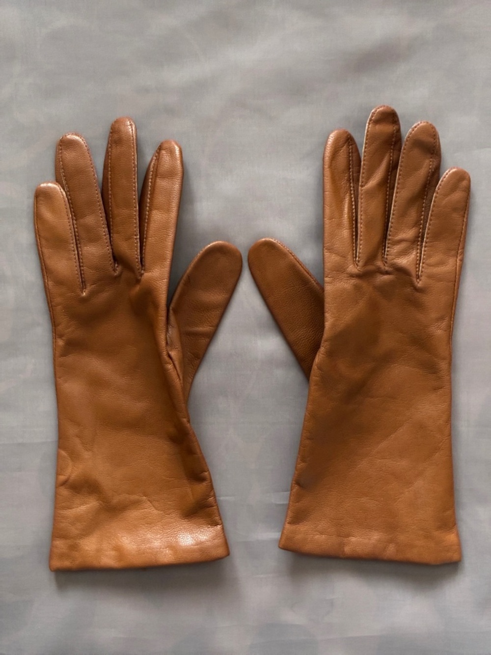 Danier Toffee Leather Gloves